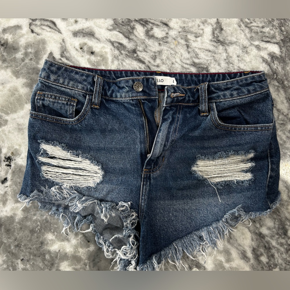 Cello size Large shorts